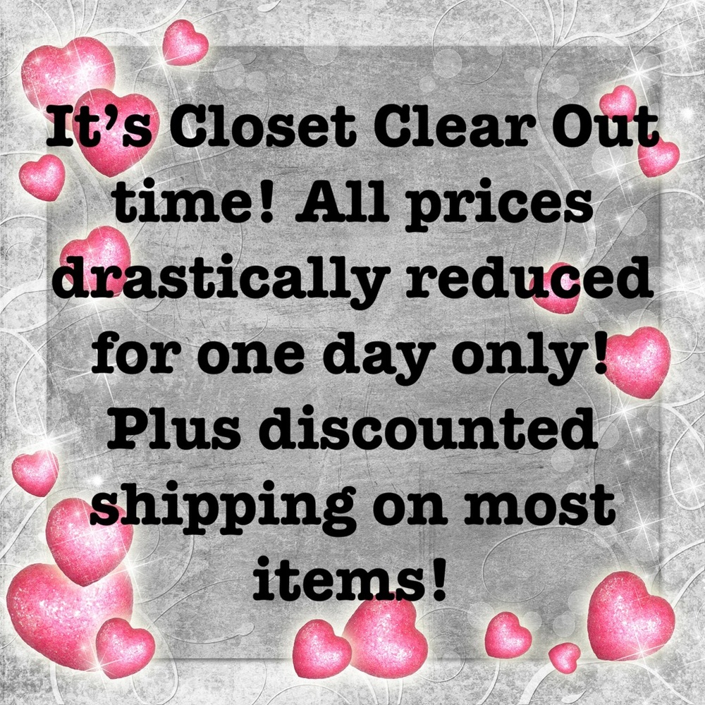 🎉 CLOSET CLEAR OUT!! 🎉